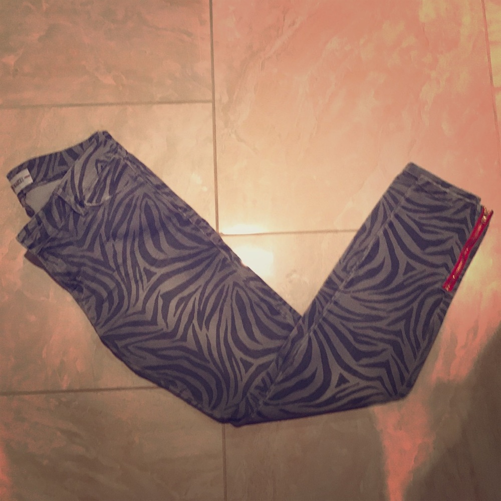 Etienne Marcel zebra print jeans size 28